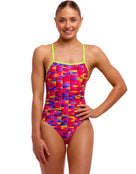 Funkita-FU-FKS036L72223-WRIGGLE-WALLS-Simply-Swim