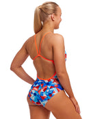 Funkita-FU-FKS030L71793-big-swell_back-model