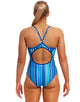 Funkita-FU-FKS033L71830-lane-lines_front-model
