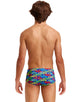 Funky-Trunks-Sidewinders-Car-stacker-model-front