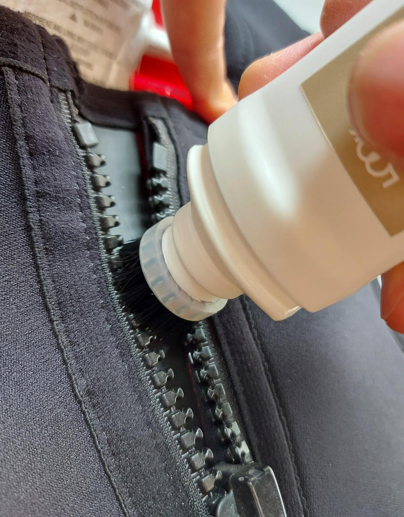 Look Clear Zipcare Lubricant and Cleaner Simply Swim Simply Swim UK