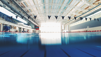 5 Popular Swimming Pool Myths Debunked