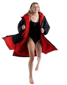 Dryrobe - Advance Long Sleeve Adult Robe - Black/Red - Model Front/Inside