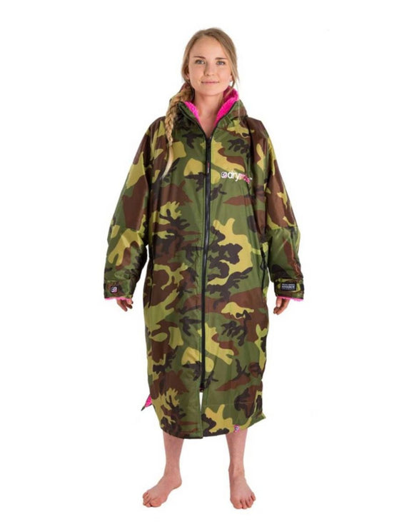 Dryrobe - Advance Long Sleeve Adult Robe - Camouflage Pink - Female Model Front